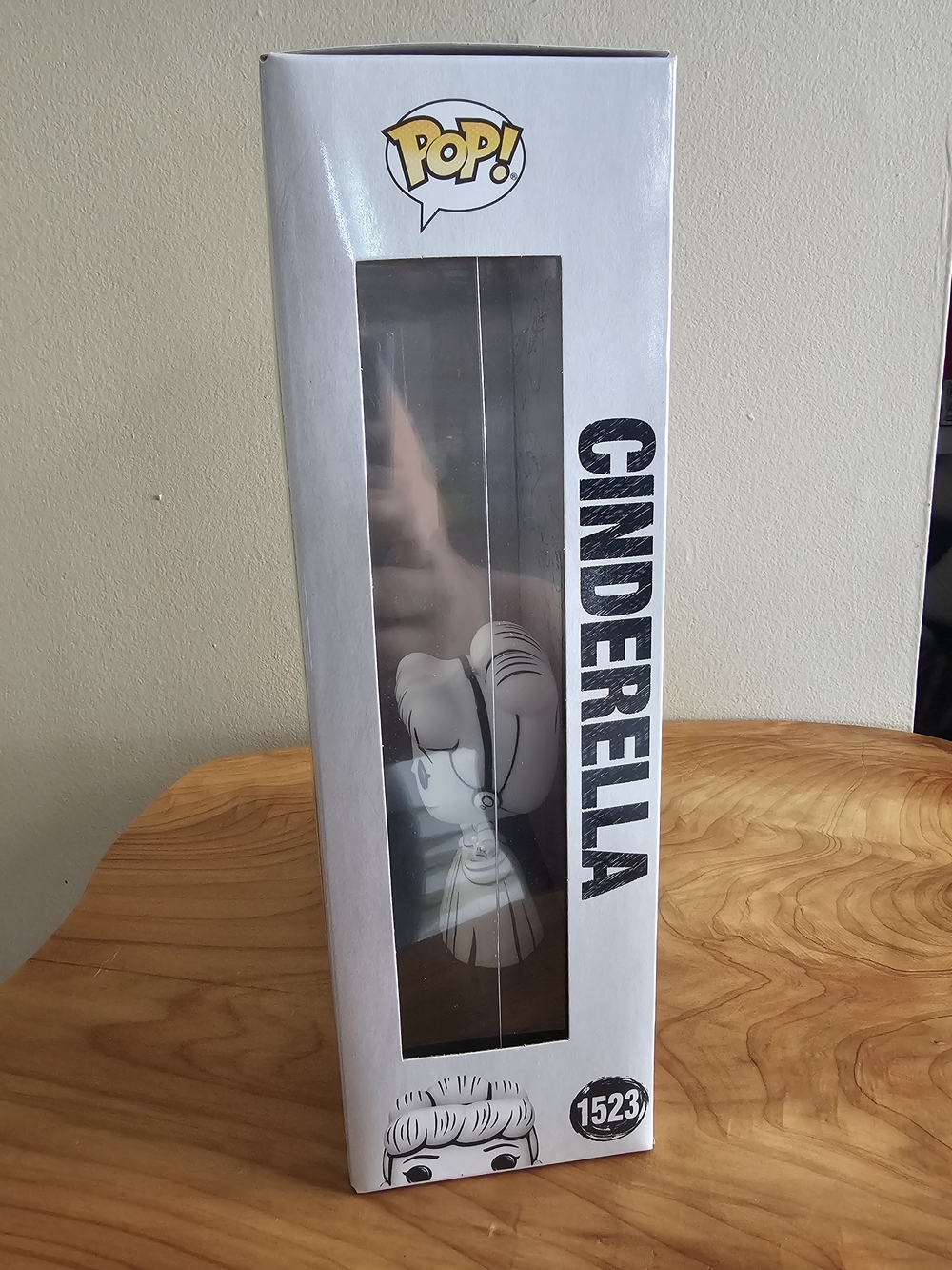 Funko Pop! Disney Cinderella Monochrome White Figure - Picture 3 of 7